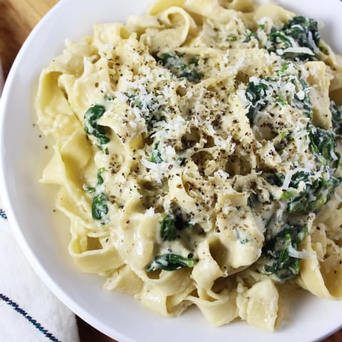 Creamy Spinach Pasta Dish
