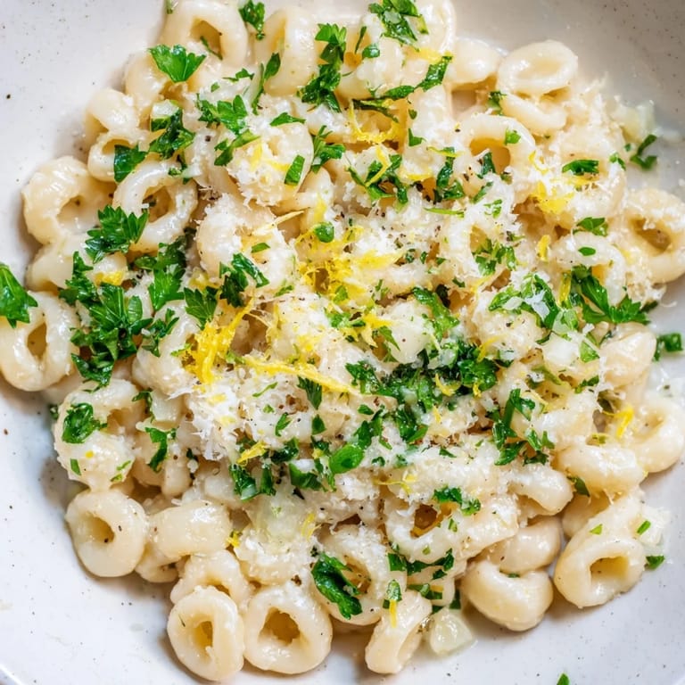 A close-up of the delicious 15-Minute Creamy Garlic Butter Ditalini, ready to be served hot.